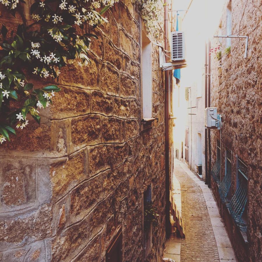 La Vecchia Posta B&B Calangianus Bagian luar foto