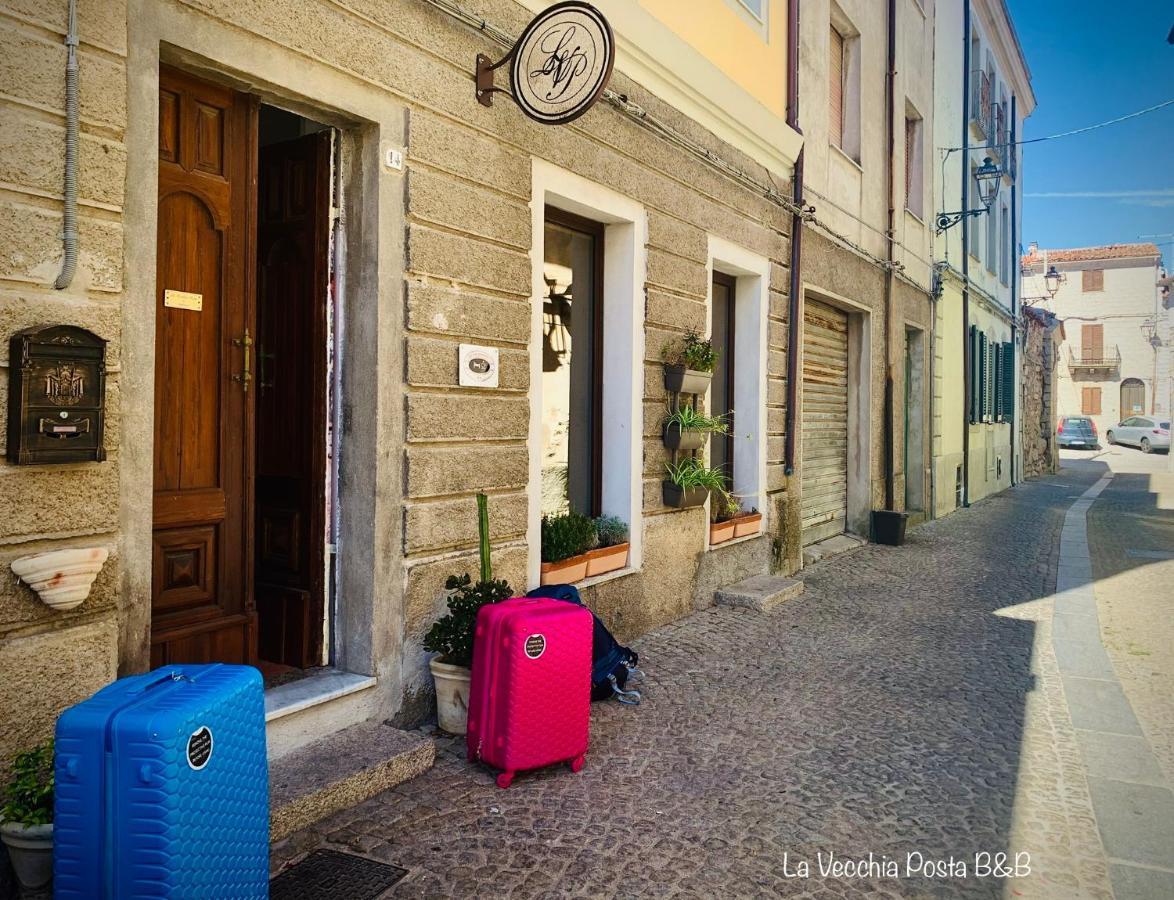 La Vecchia Posta B&B Calangianus Bagian luar foto